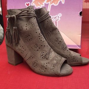 Jellypop CHRISTINE Stone Suedelike Bootie
